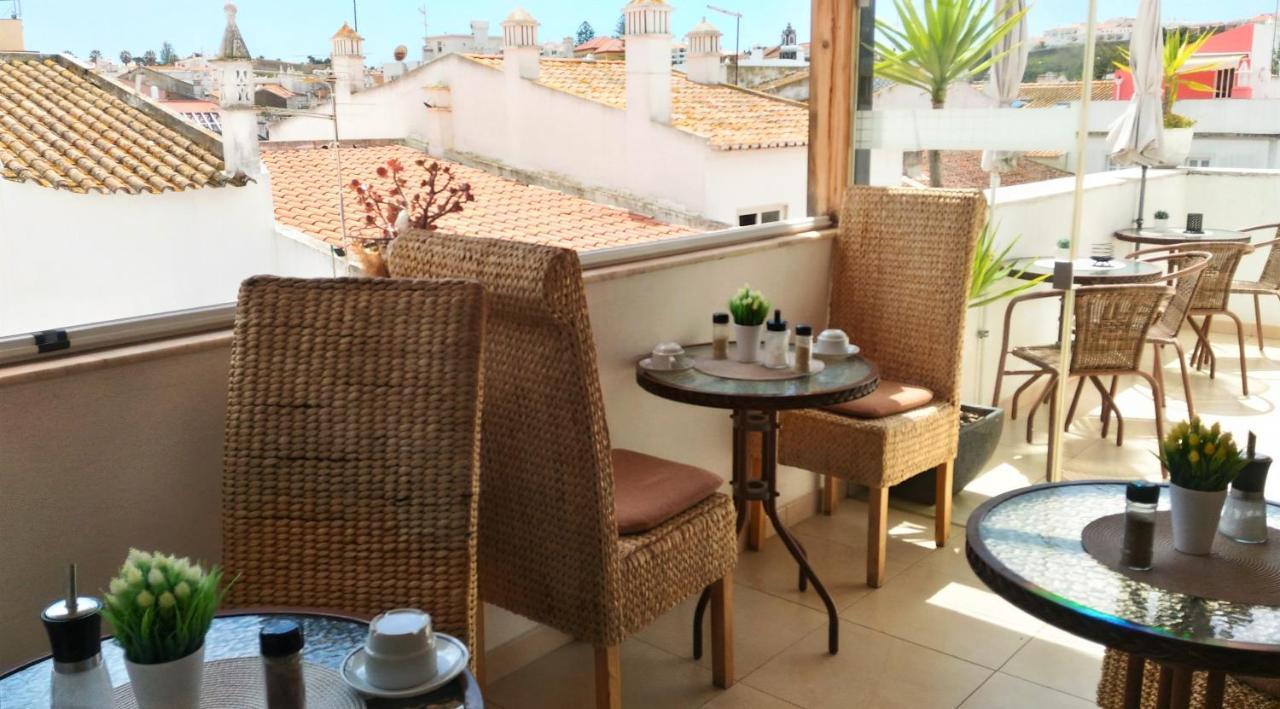 Suites Inn Лагуш Екстер'єр фото